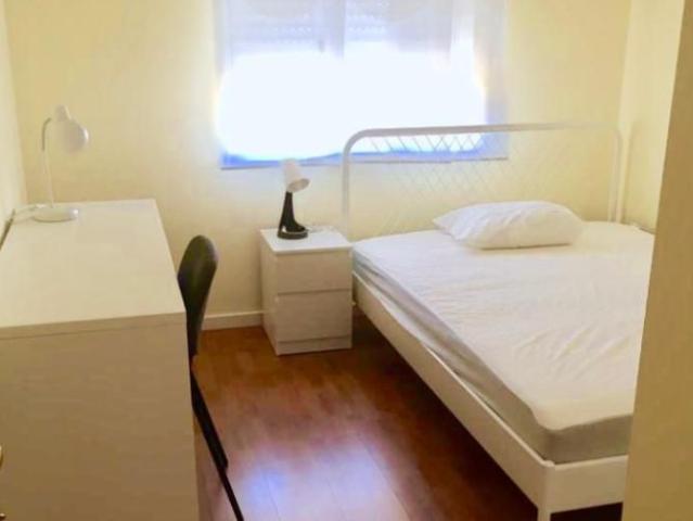 Quarto alugar em Bairro Boa Esperança, Almada