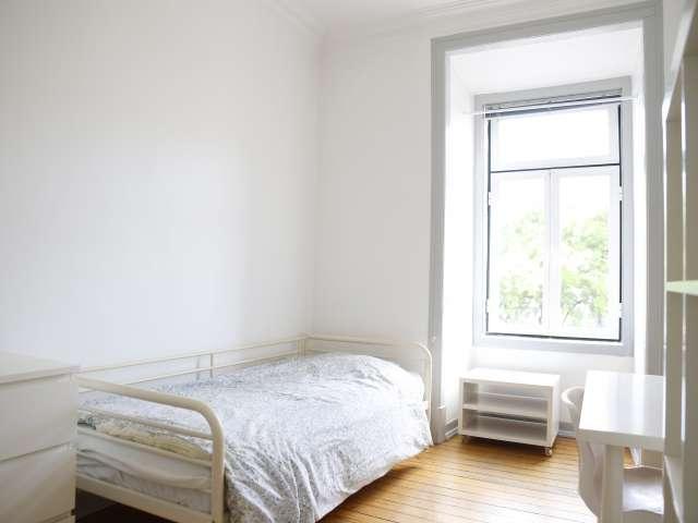 Quarto alugar em Avenidas Novas, Lisboa