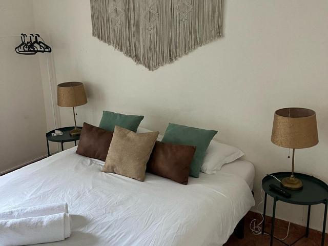 Quarto alugar em Bairro do Primeiro Torrão, Almada