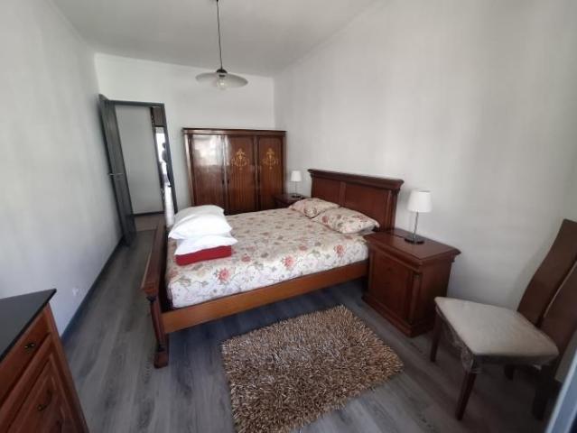 Quarto alugar em Quinta do Janeiro, Almada