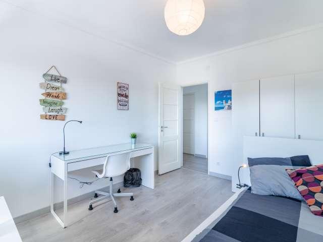 Quarto alugar em Sassoeiros, Cascais