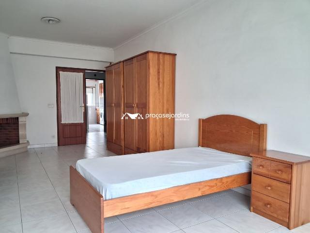 Apartamento alugar em Cruz d'Areia, Leiria