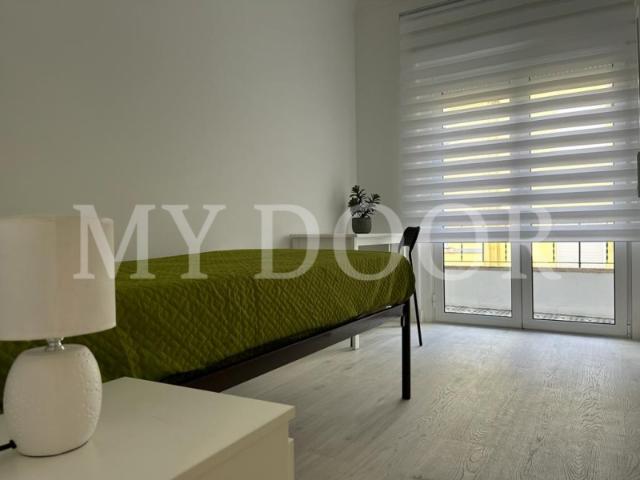 Quarto alugar em Santiago Dos Velhos, Lisboa
