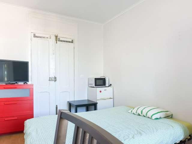 Quarto alugar em Avenidas Novas, Lisboa