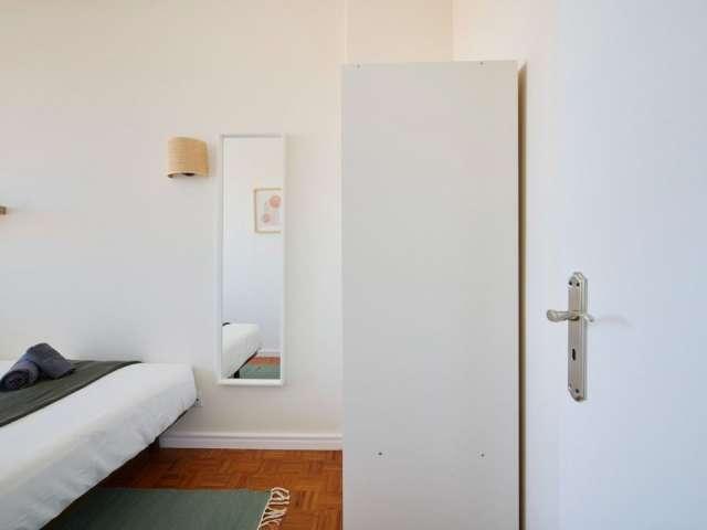 Quarto alugar em Avenidas Novas, Lisboa