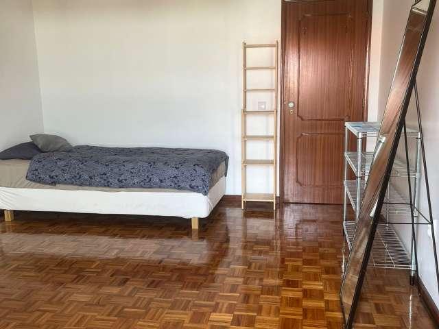 Quarto alugar em Ferreiró, Castêlo da Maia