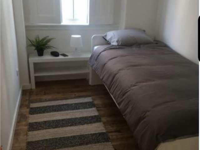 Quarto alugar em Odivelas, Lisboa