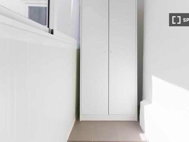 Quarto alugar em Núcleo Urbano Histórico de Linda-a-Pastora, Oeiras