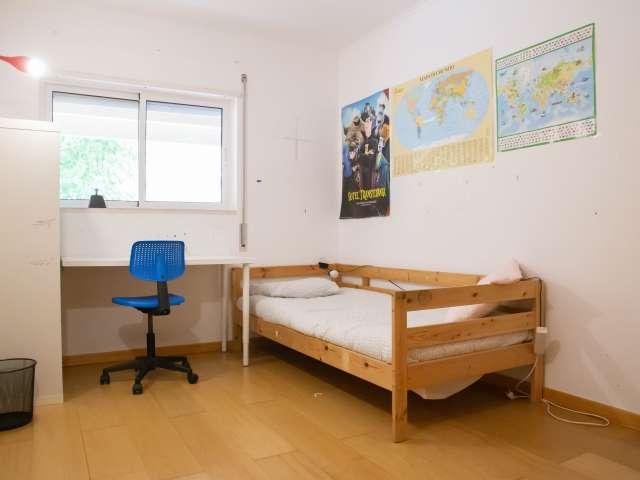 Quarto alugar em Alta de Lisboa, Lisboa