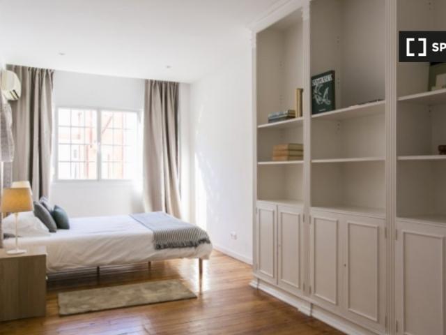 Quarto alugar em Santo António, Lisboa