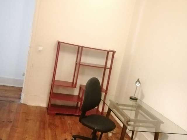 Quarto alugar em Santo António, Lisboa