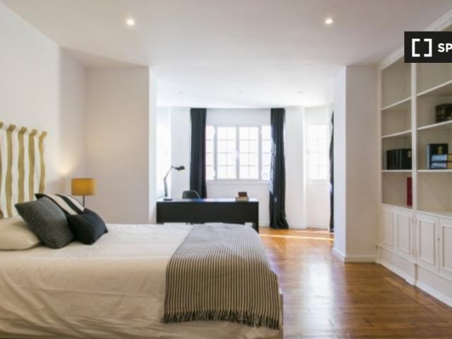 Quarto alugar em Santo António, Lisboa