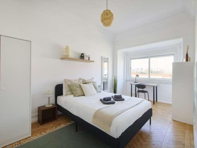 Quarto alugar em Avenidas Novas, Lisboa