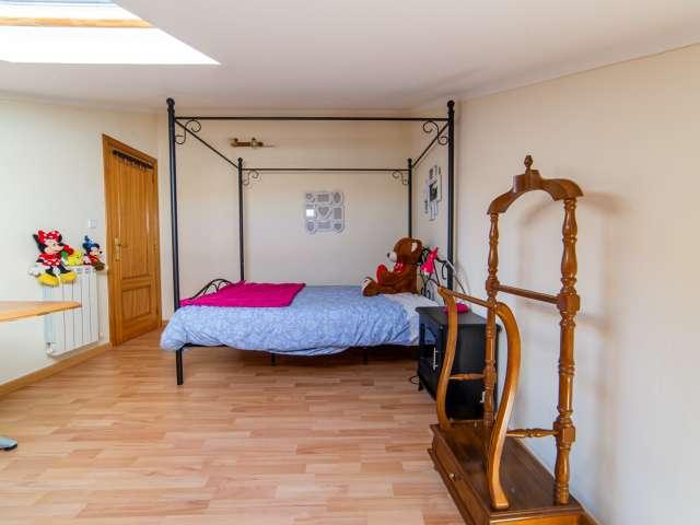 Quarto alugar em Cabeço de Oureças, Sintra