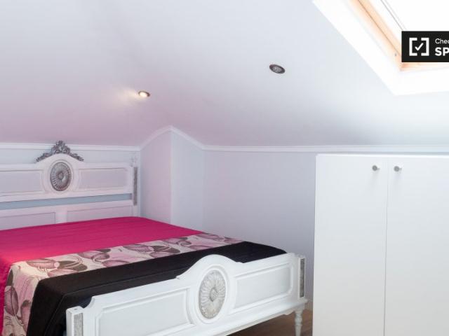 Quarto alugar em Santo António da Caparica, Almada