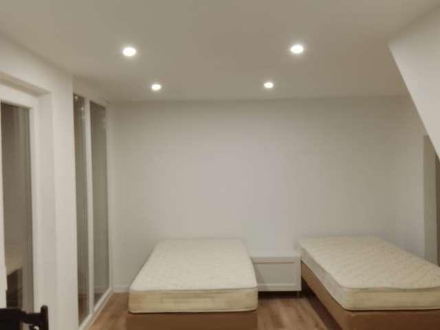 Quarto alugar em Casal Ventoso, Lisboa