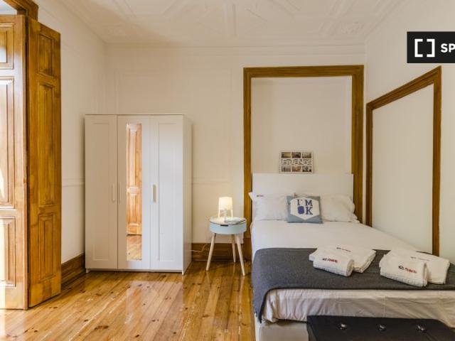 Quarto alugar em Santo António, Lisboa