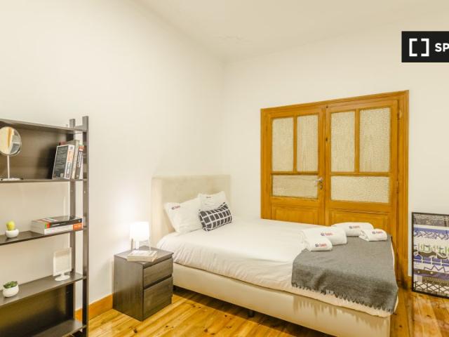 Quarto alugar em Santo António, Lisboa
