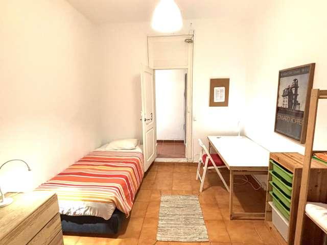 Quarto alugar em Santo António, Lisboa