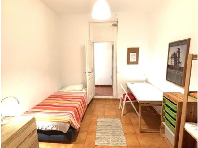 Quarto alugar em Santo António, Lisboa
