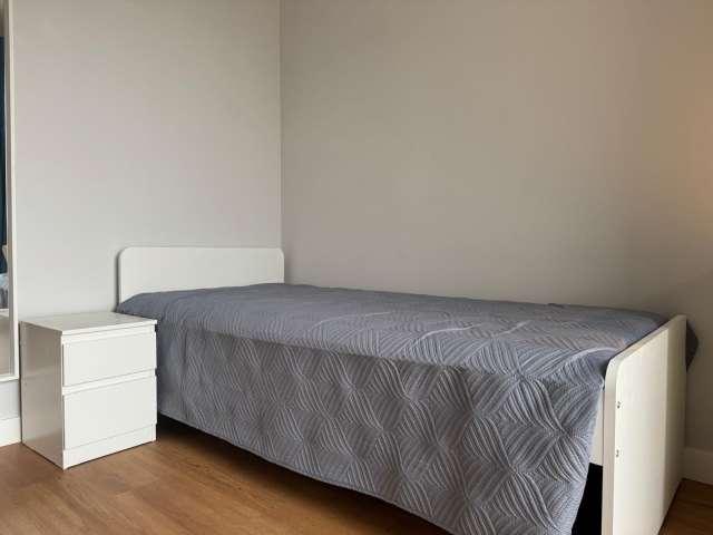 Quarto alugar em Seixal, Corroios