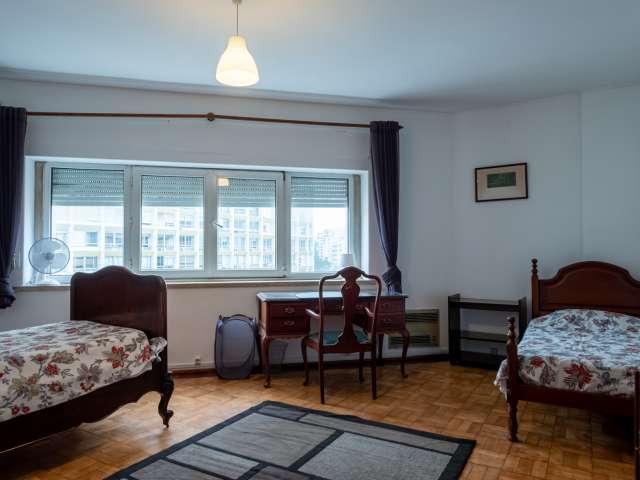 Quarto alugar em Avenidas Novas, Lisboa