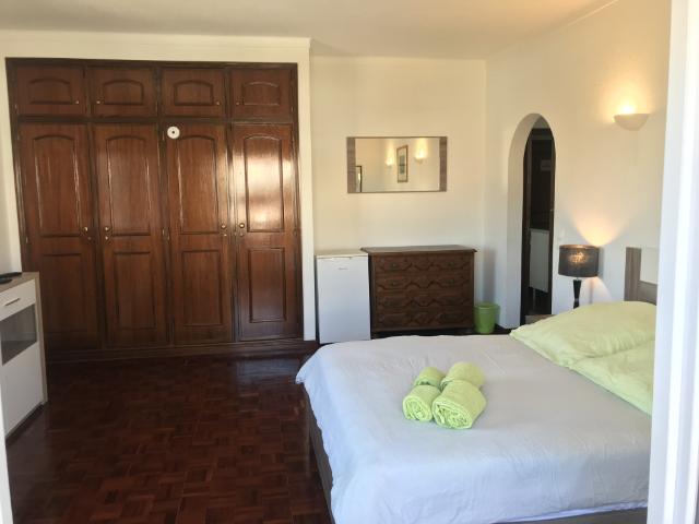 Quarto alugar em Bairro Chesgal, Lagos