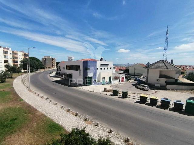 Quarto alugar em Moita, Setúbal