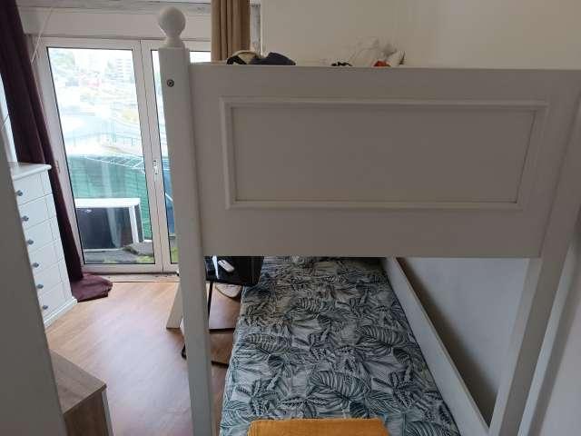 Quarto alugar em Damaia, Amadora