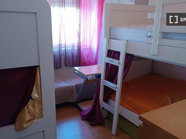 Quarto alugar em Falagueira, Amadora