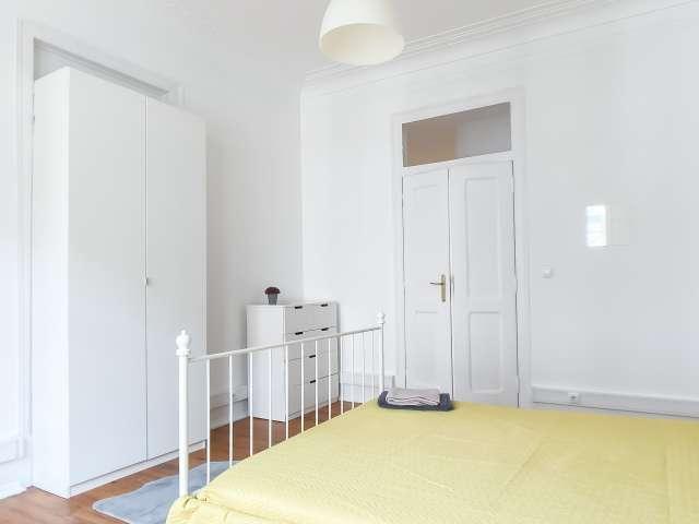 Quarto alugar em São Sebastião da Pedreira, Lisboa