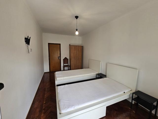 Quarto alugar em Bairro Olaio, Odivelas