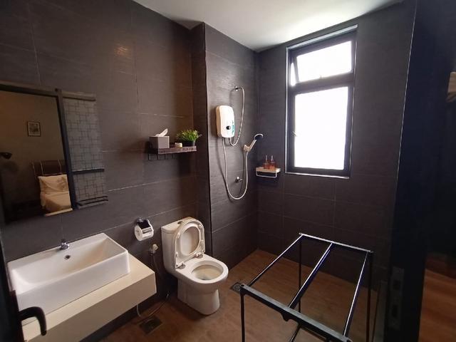 Condominium for sale in Malaka