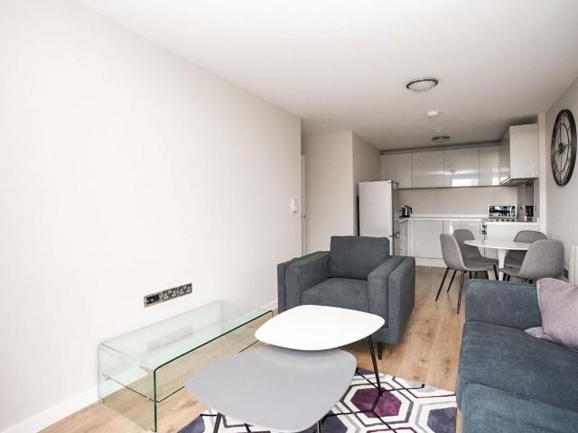Apartment for rent in Calderstones, Wirral