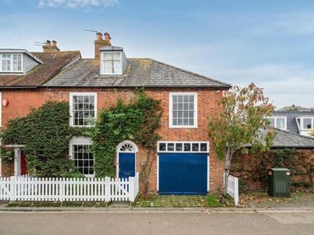 House for sale in Lymington, New Forest