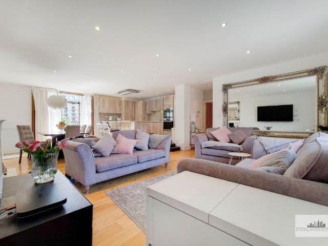 Room for rent in Canary Wharf, Greater London