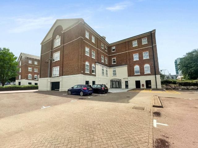 Apartment for rent in Brompton, Gillingham