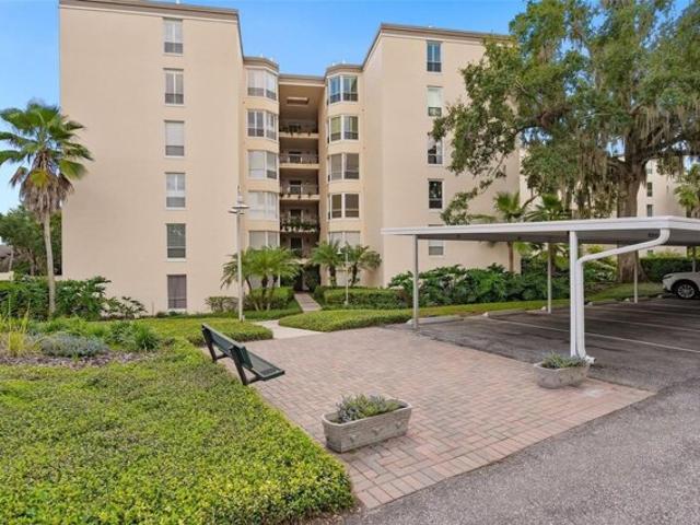 Condo for sale in Maitland, Florida