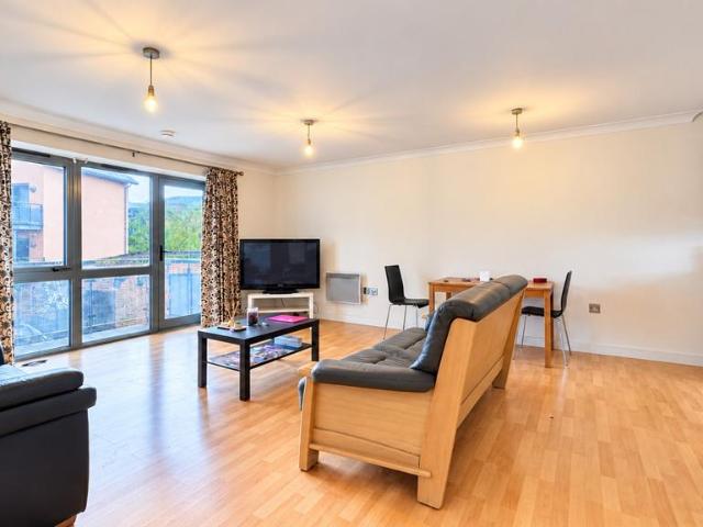 Apartment for rent in Hythe, Colchester