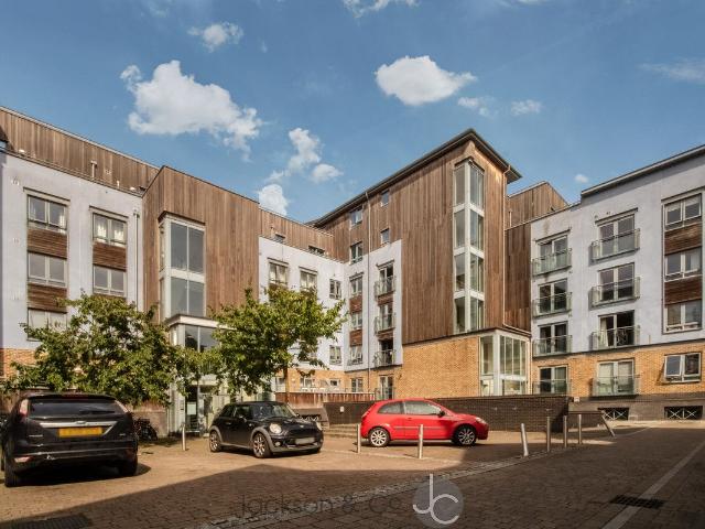 Apartment for rent in Hythe, Fordham Heath