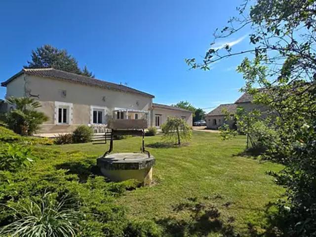 Maison vente à Montmorillon, Queaux
