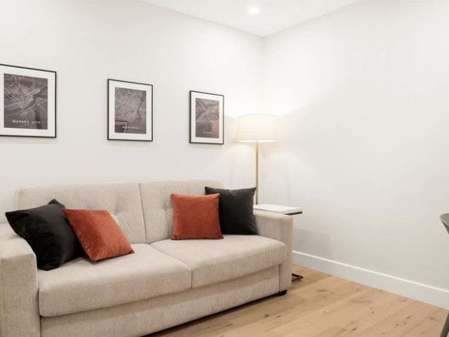 House for rent in Le Plateau-Mont-Royal, Montréal