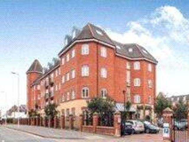 House for rent in Calderstones