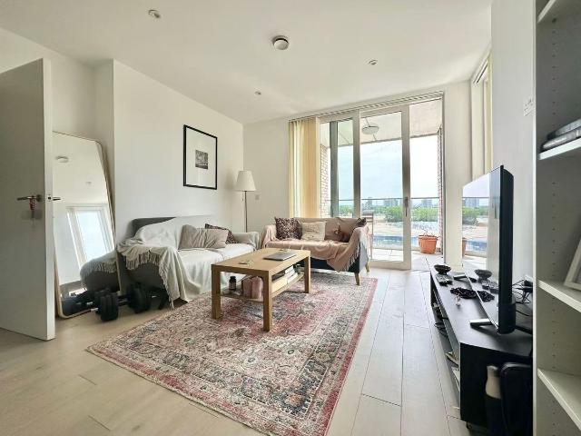 Apartment for rent in Rotherhithe, Greater London