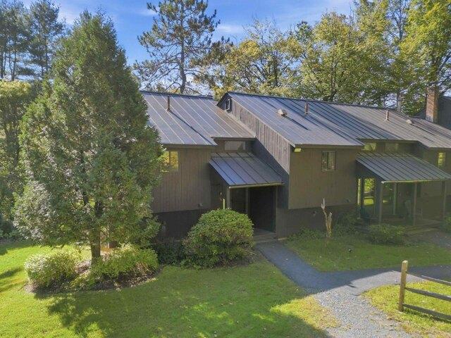 Condo for sale in Quechee, Hartford