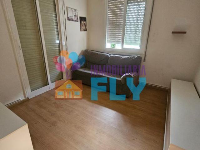 Habitación en alquiler en Ourense, A Carballeira