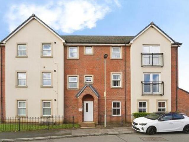 House for sale in Gloucester, Gloucestershire