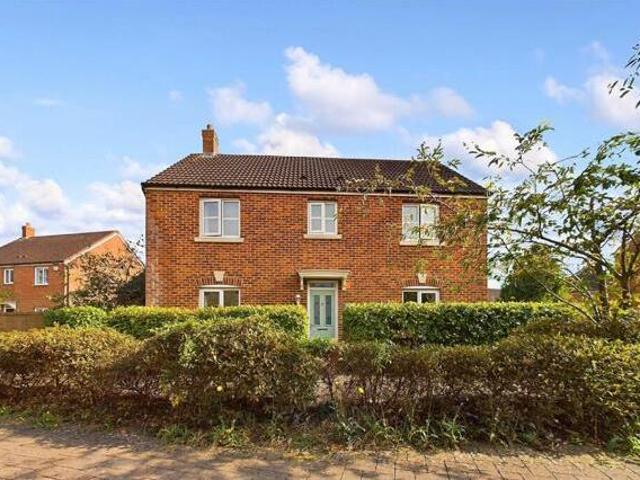 House for sale in Gloucester, Gloucestershire