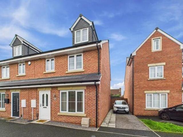 House for sale in Gloucester, Gloucestershire