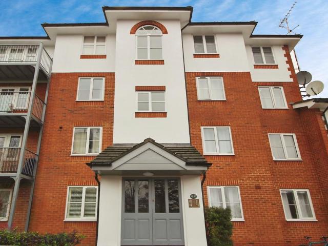 House for rent in Daws Hill, Cressex